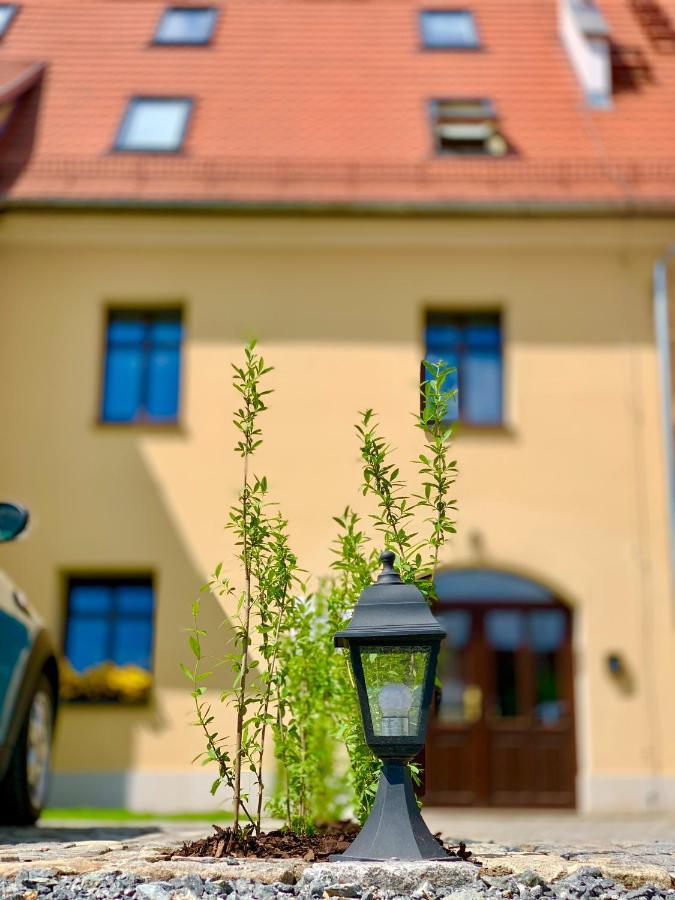 Apartament Pietrowy W Centrum Klodzka Z Darmowym Parkingiem クウォツコ エクステリア 写真